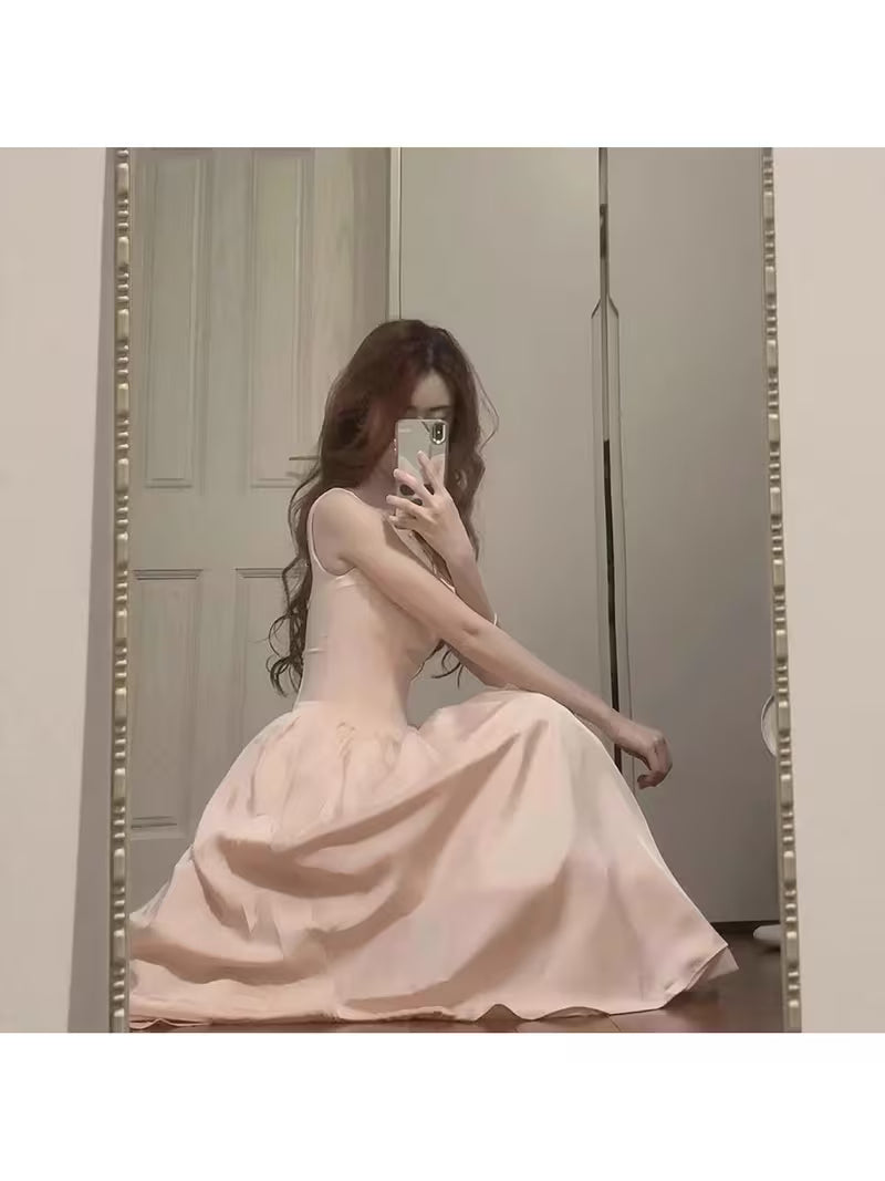 French -Line Dress with Square Neck & Waist-Cinching Bow - Elegant Fairy-Tale Long Dress Suitable for Weddings, Parties, Prom - Solid Color Non- Dress for Fall, Dry Care
