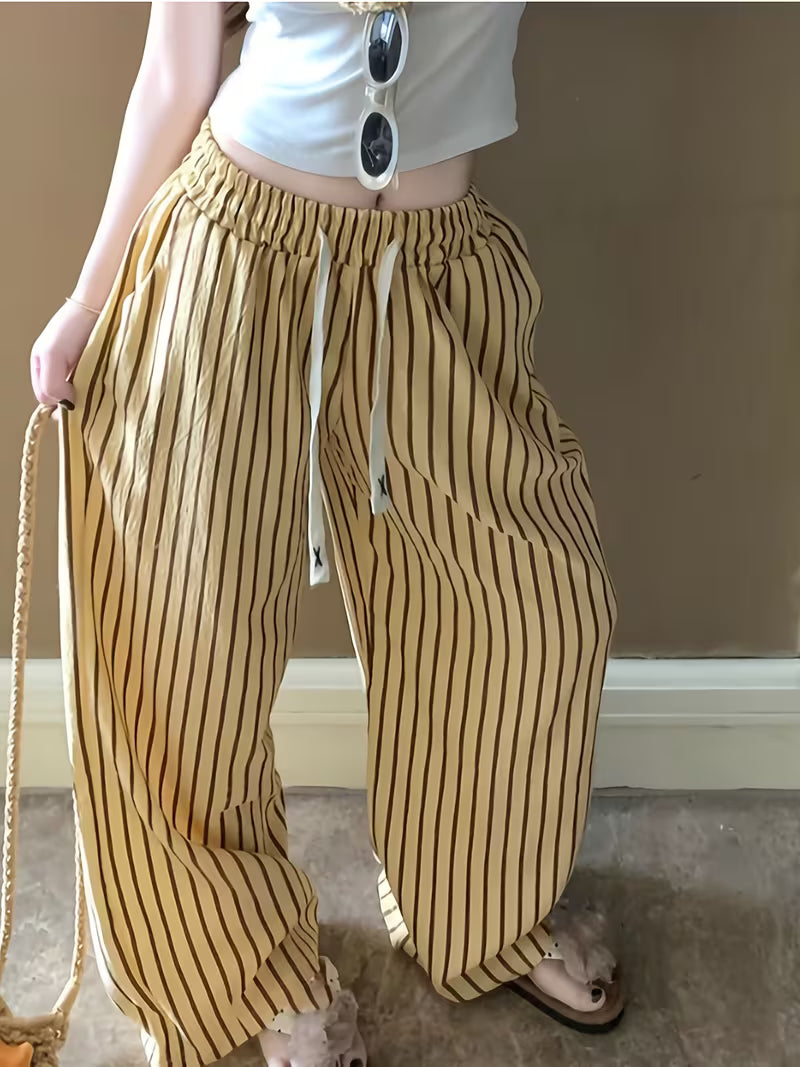 Women's Loose-Fit Sleep Pants with Dual Pockets, Elastic Waist, Thin Wide-Leg Trousers, Suitable for Outerwear or Loungewear for Petite Figures